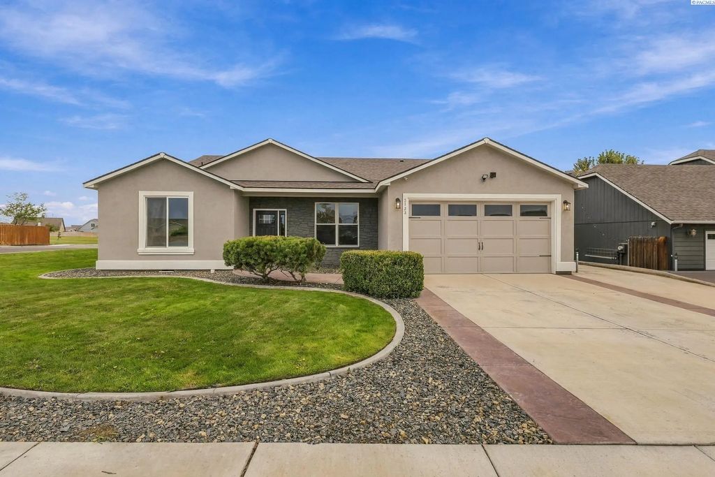 5122 Reagan Way, Pasco