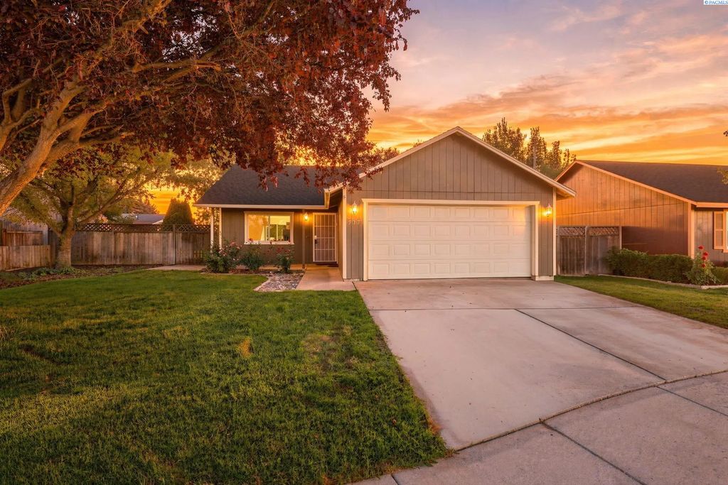 517 S Perry Ct, Kennewick