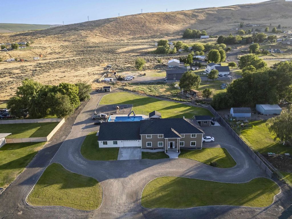 43705 E Red Mountain Rd, Benton City