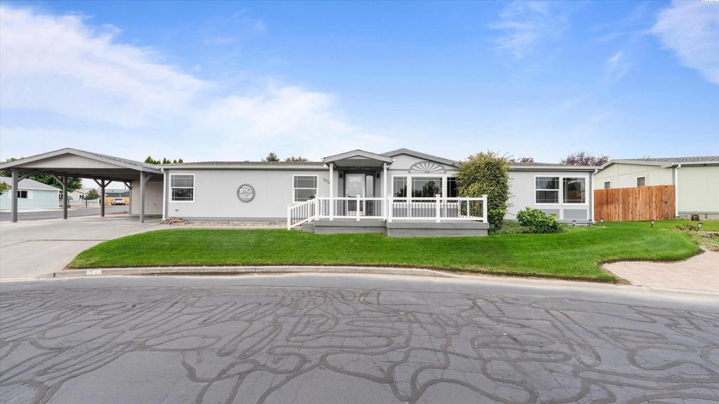 1634 S Dennis Pl, Kennewick