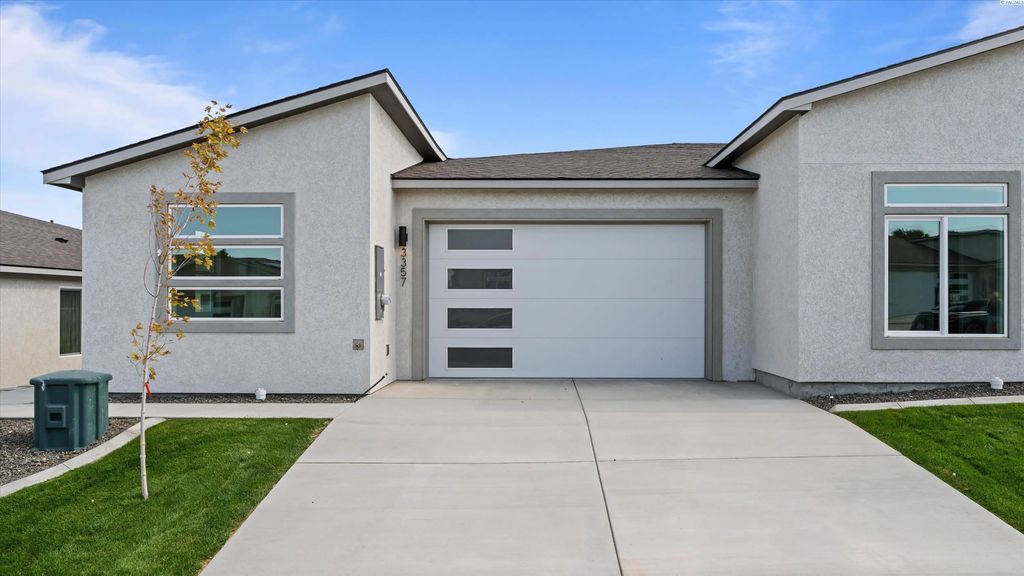 3357 S Nelson St, Kennewick