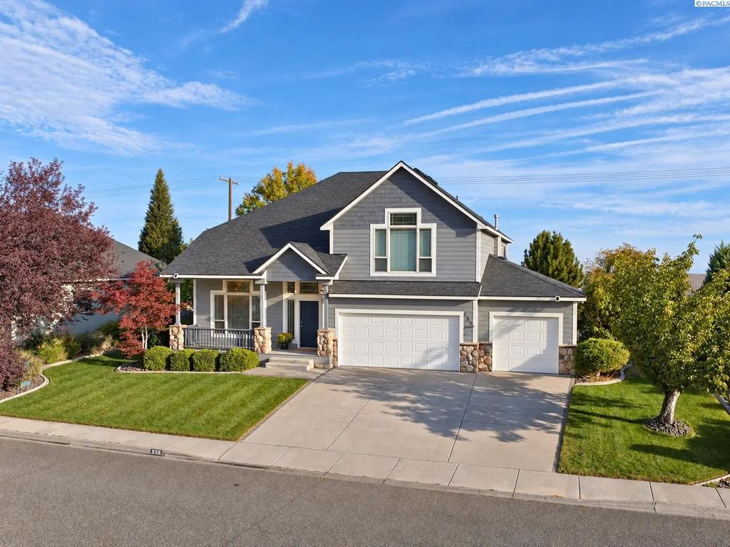 858 Rand Dr, Richland
