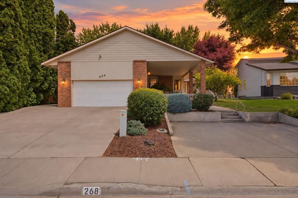 268 Piper St., Richland