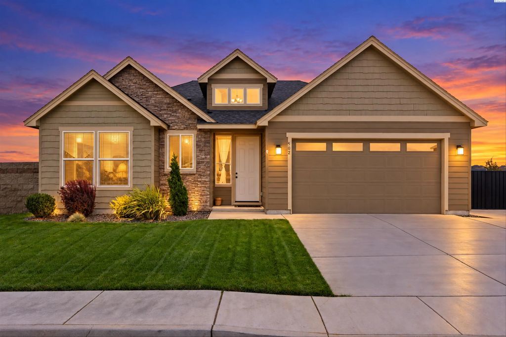 502 Constance Ave, West Richland