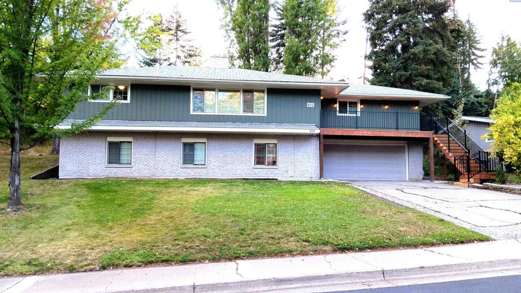 925 Sw City View St, Pullman
