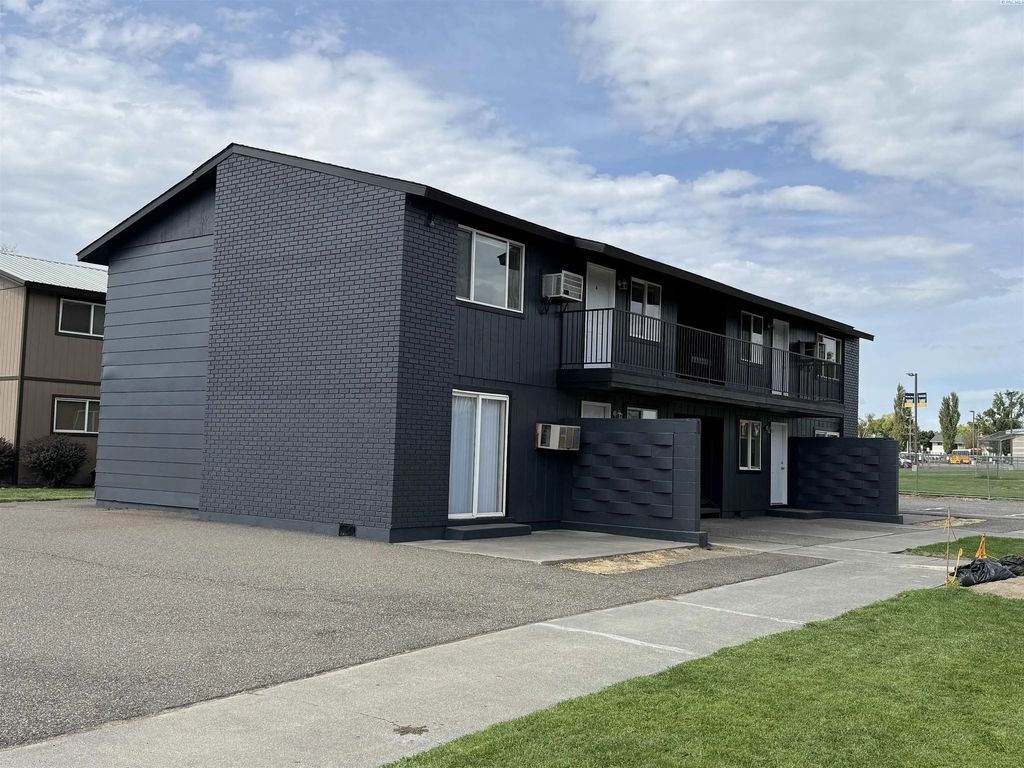 2029 W Pearl St., Pasco