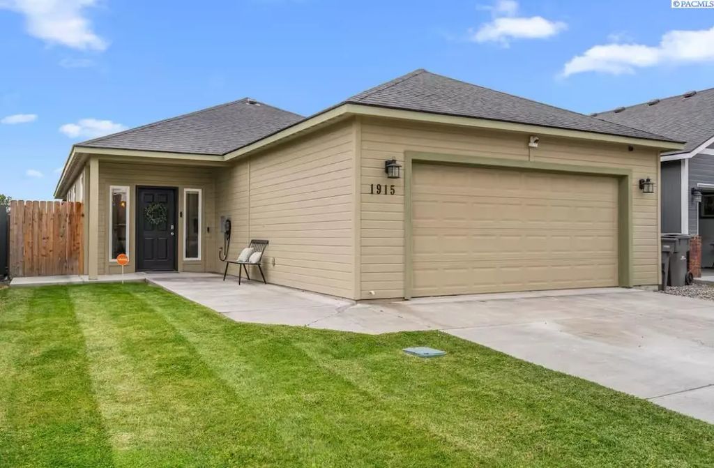 1915 S Neel St, Kennewick