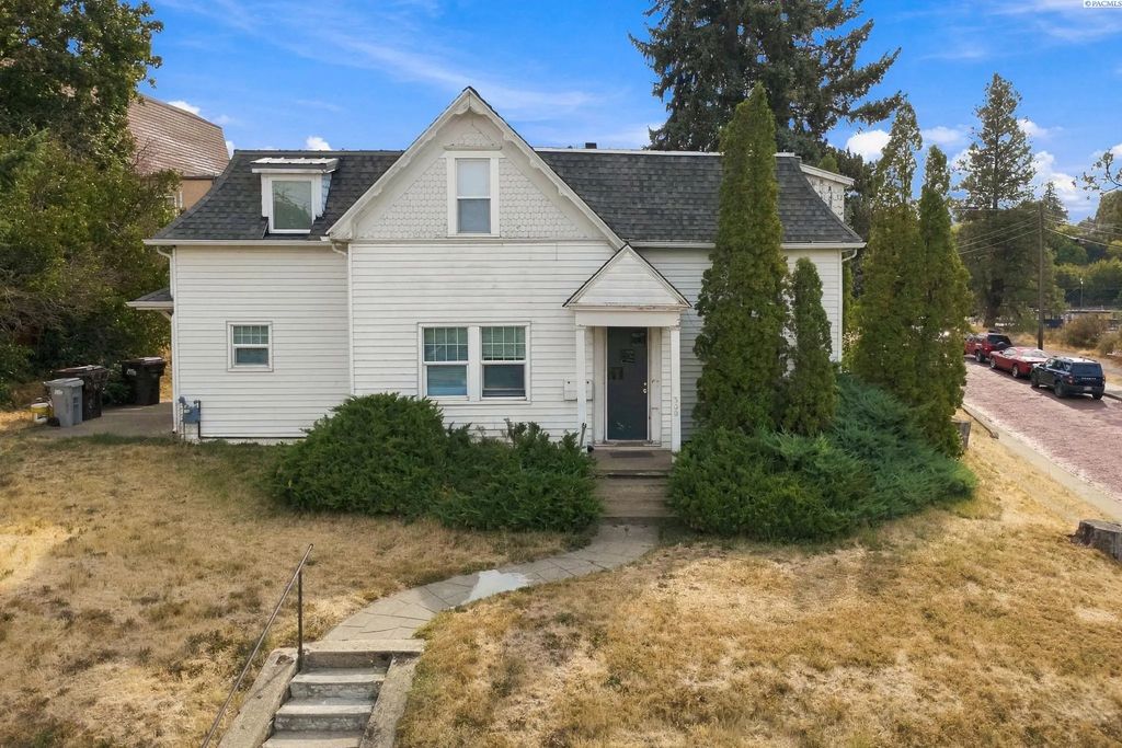 300 Ne Kamiaken St, Pullman