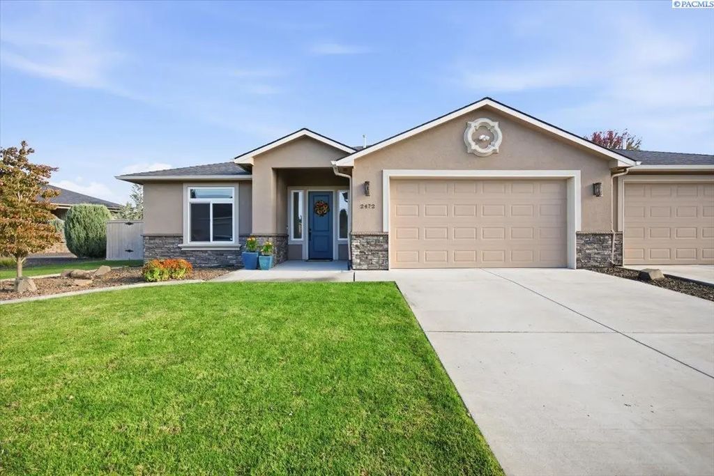 2472 Bramasole, Richland