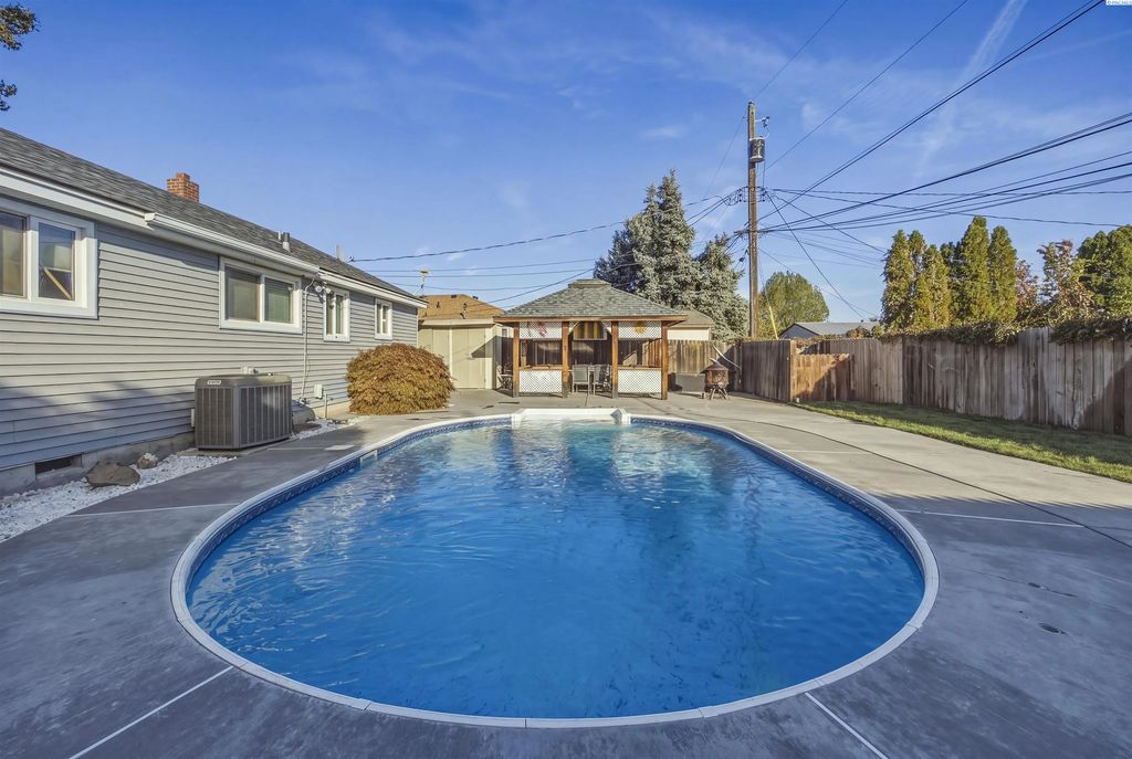 1838 W Octave Street, Pasco