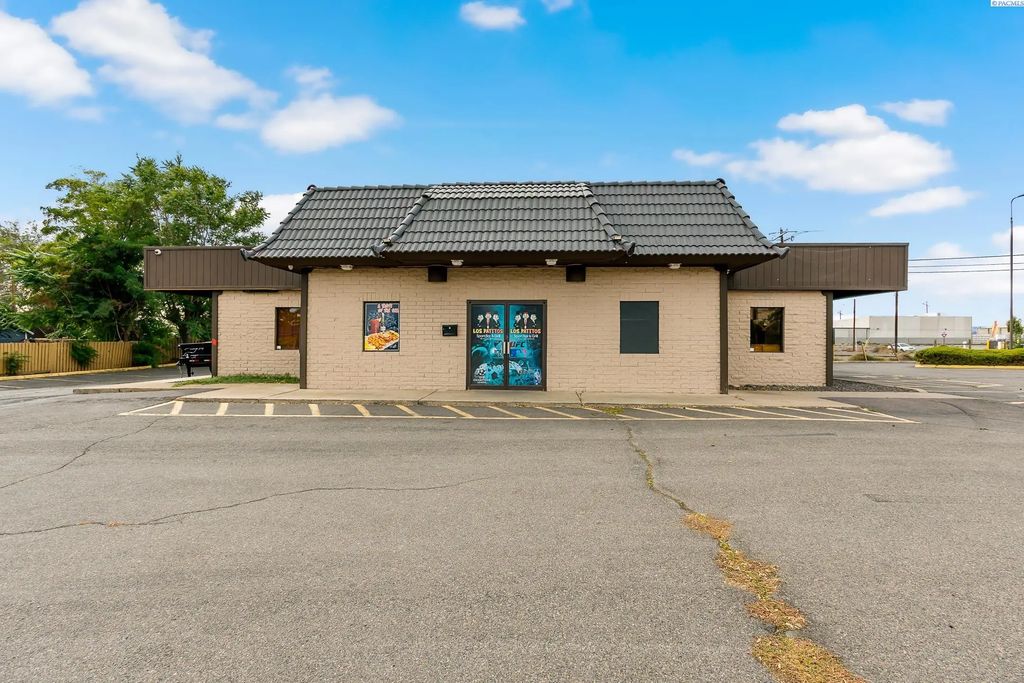 610 N 1st Street, Yakima