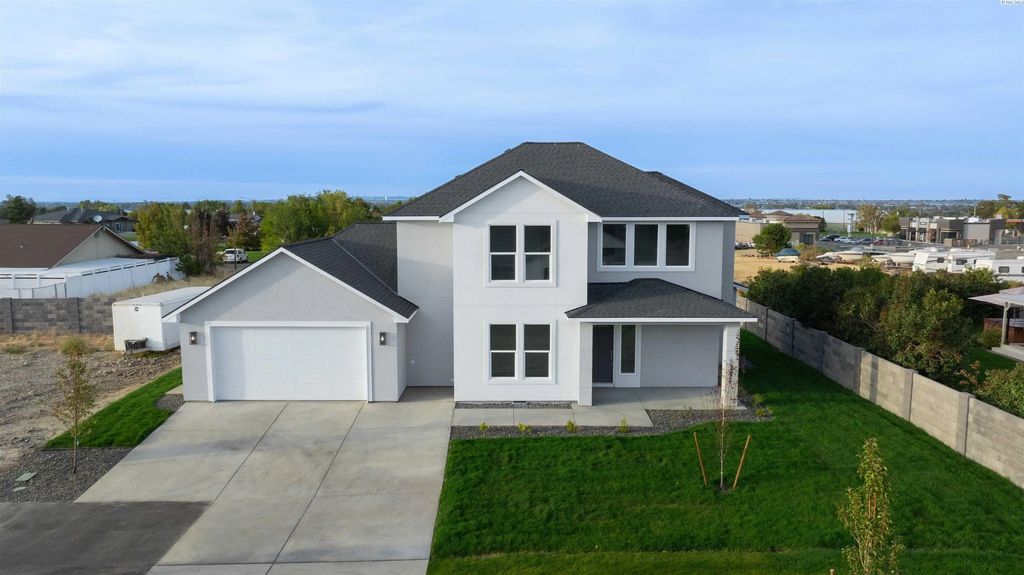 5424 W Okanogan Ave, Kennewick