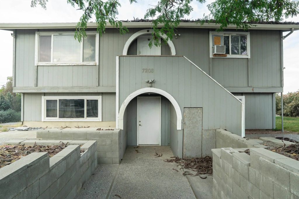 7208 W Yellowstone, Kennewick