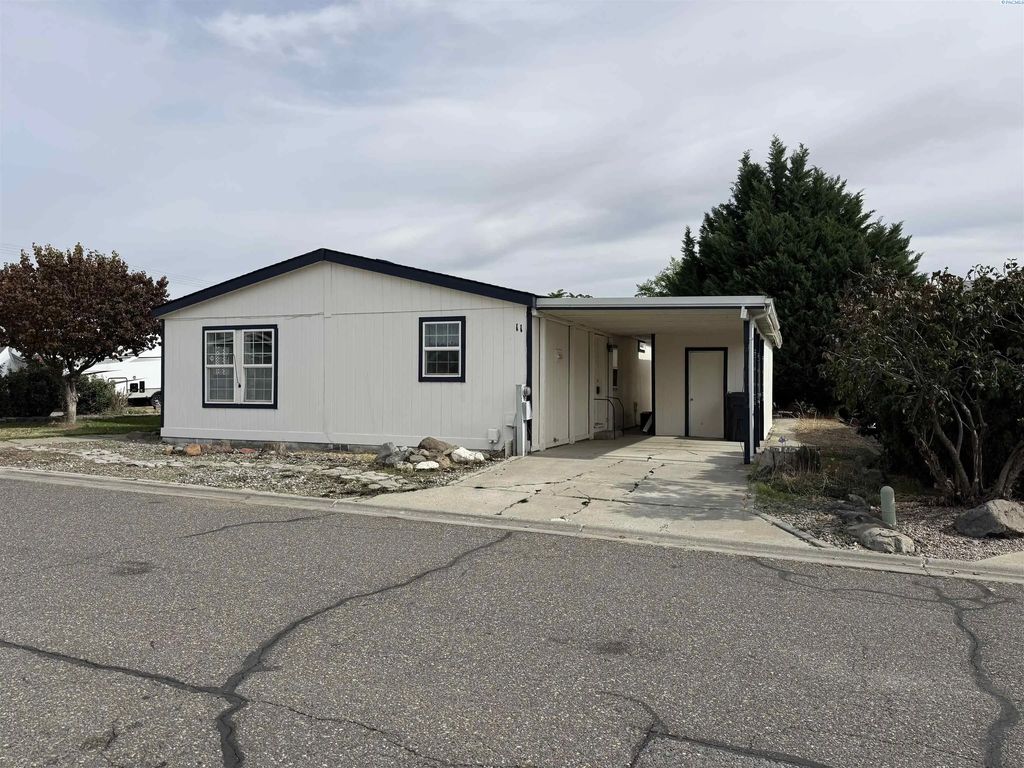 355 Old Inland Empire Hwy 11, Prosser