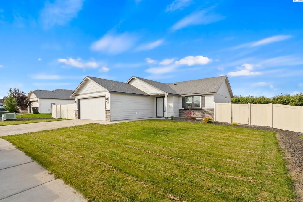118 Bitters Loop Rd, Grandview