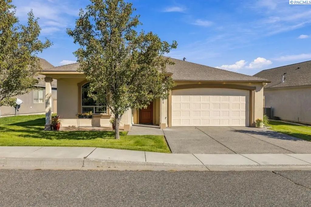 2662 Eaglewatch Lp, Richland