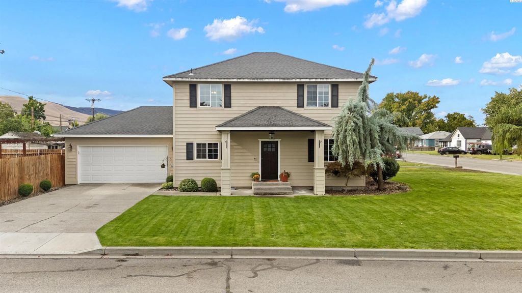 1431 Grant Ave, Prosser