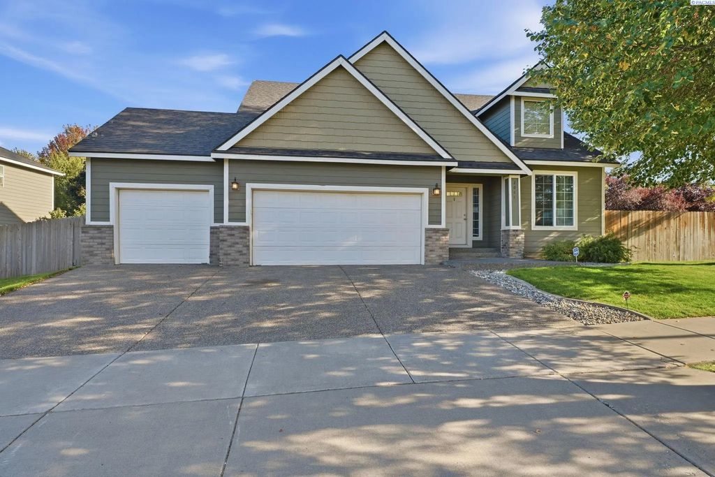 2007 S Tweedt St, Kennewick