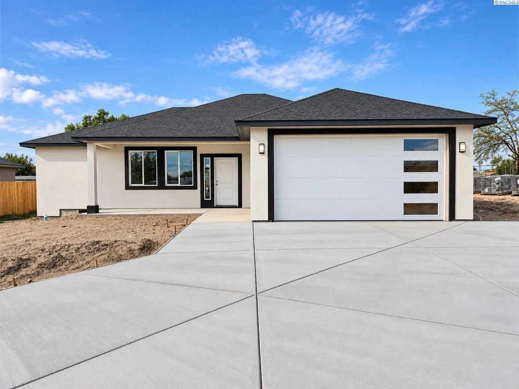 2134 S Elm Pl, Kennewick