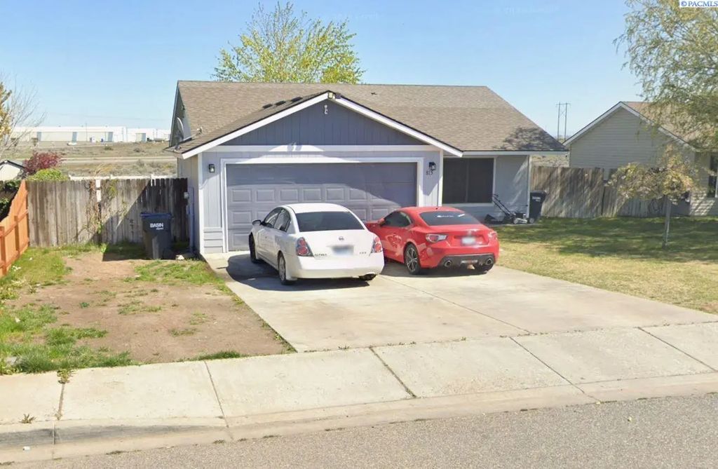815 Madrona Ave, Pasco