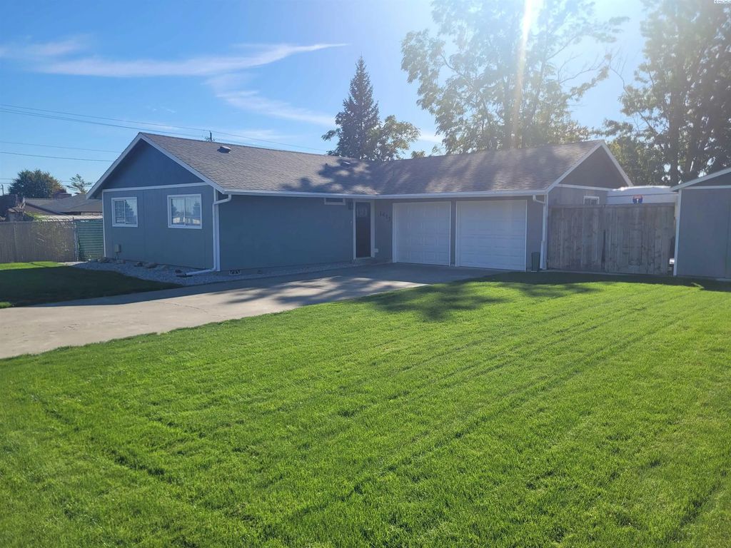 1413 W 7th Ave, Kennewick