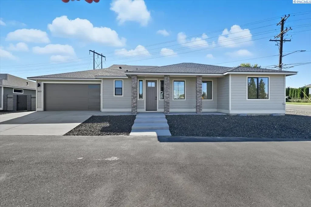 1821 S Union St, Kennewick