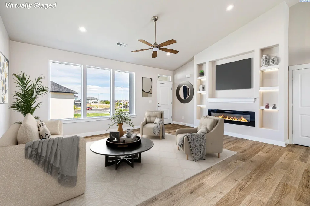 1072 Makah Court, Richland