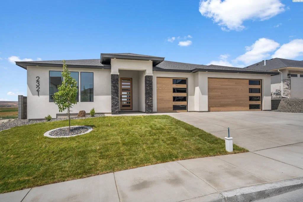 2321 Waterhill Ave., Richland