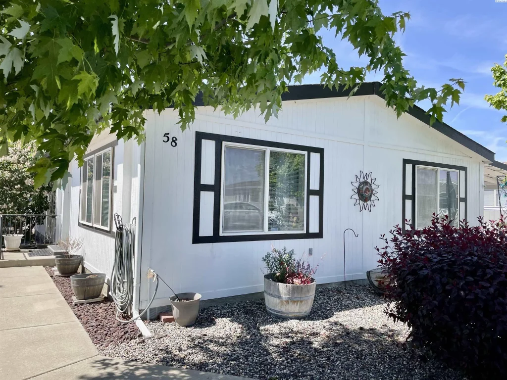 355 Oie Hwy #58, Prosser