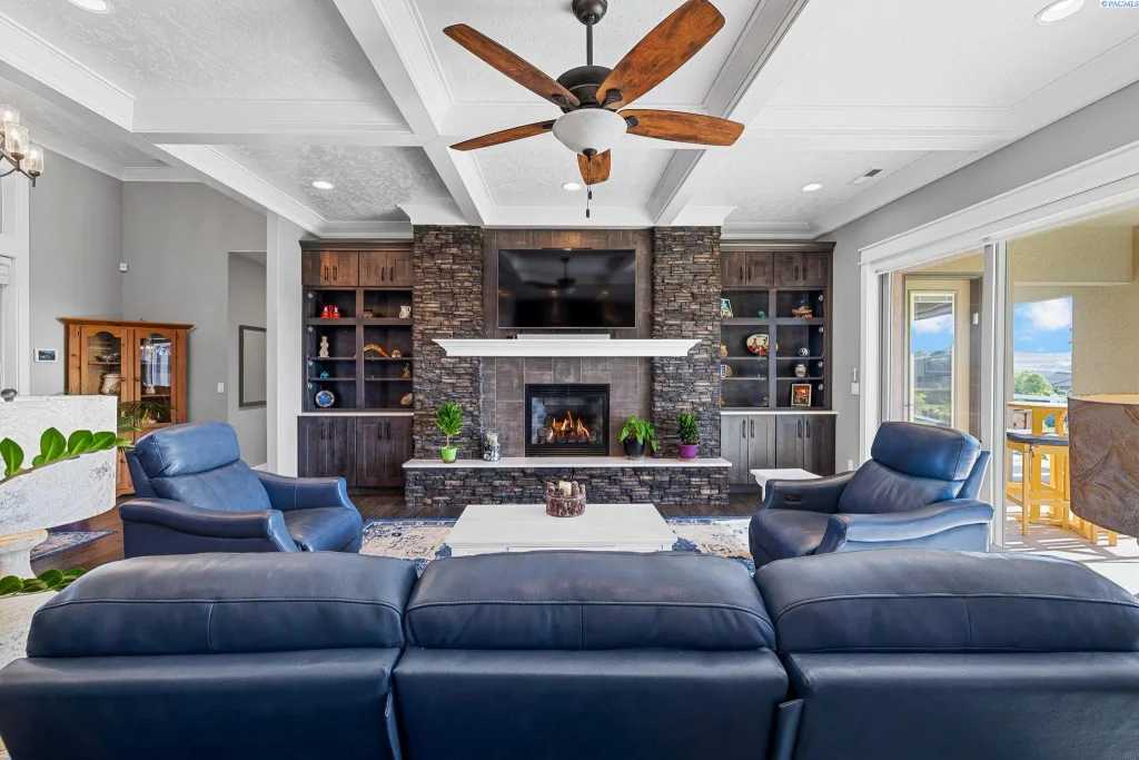 3006 N Bermuda Rd, Kennewick