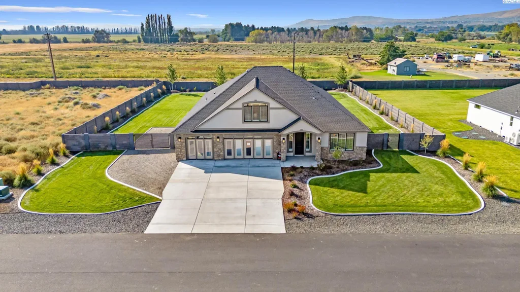 12814 Blackfoot Dr., Pasco