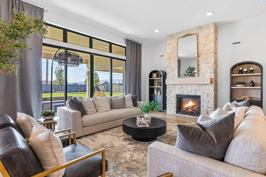 12814 Blackfoot Dr., Pasco