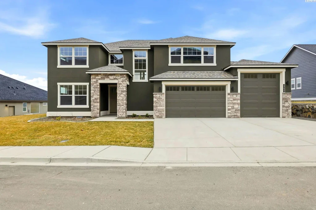347 Ascend Avenue, Richland