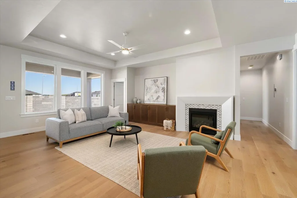 4170 Clover Rd, Richland