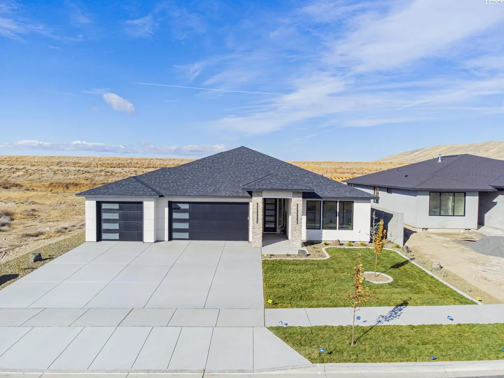 2839 Savanna Ave, Richland