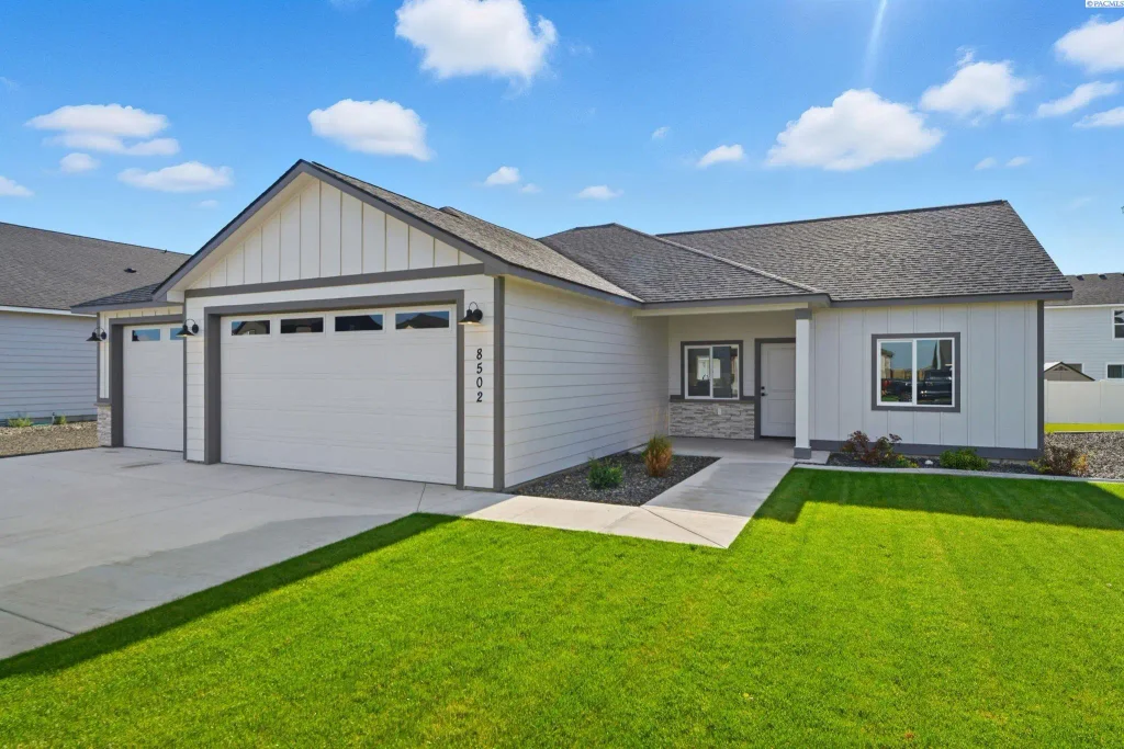 8502 Ashen Drive, Pasco