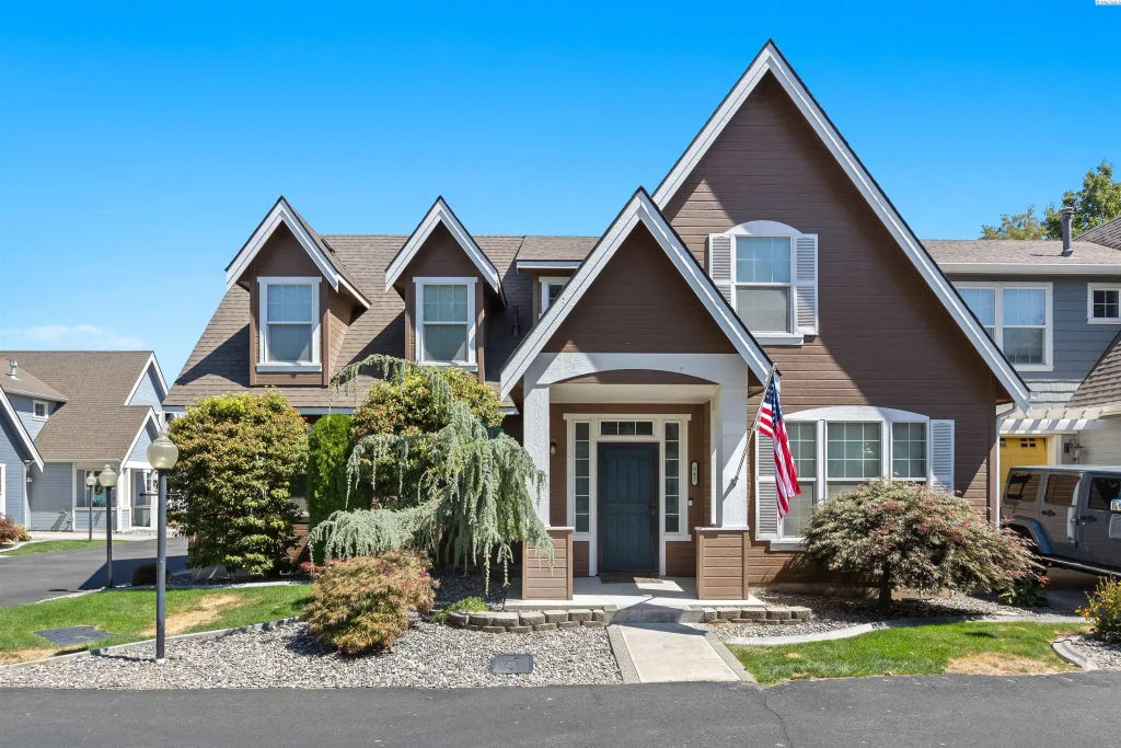 943 S Keller St, Kennewick