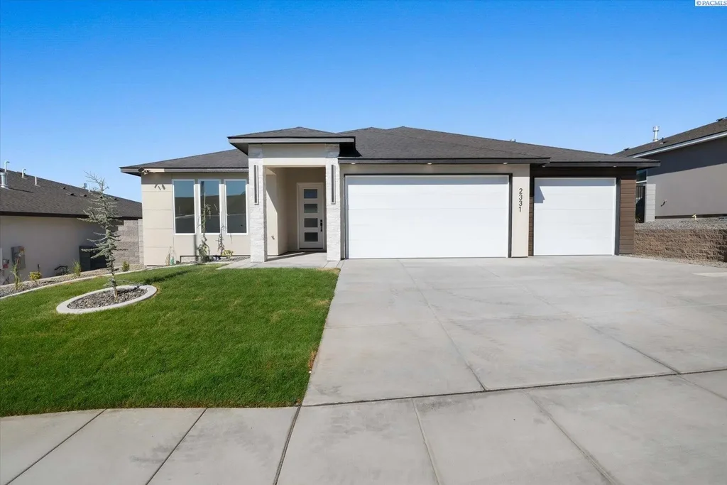 2331 Upriver, Richland