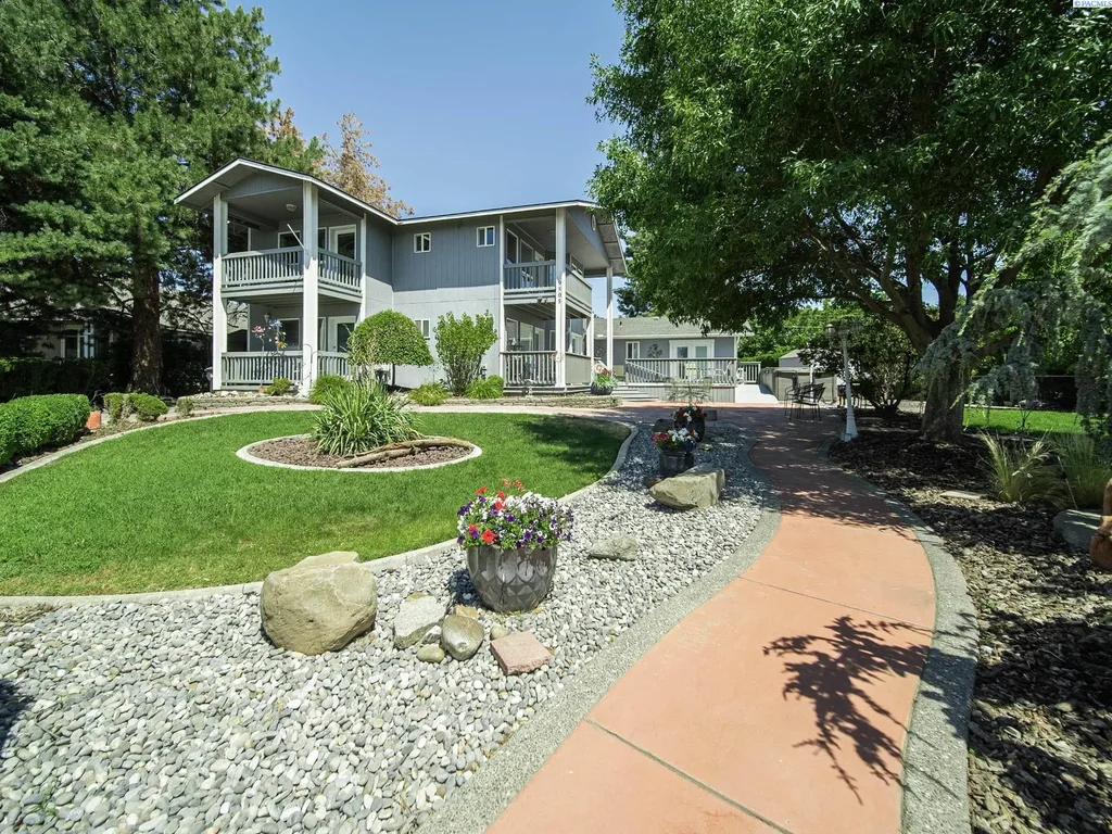 9505 Sturgis Road, Pasco