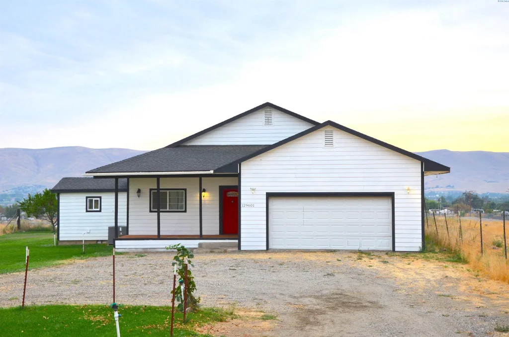 129601 W Swain Road, Prosser