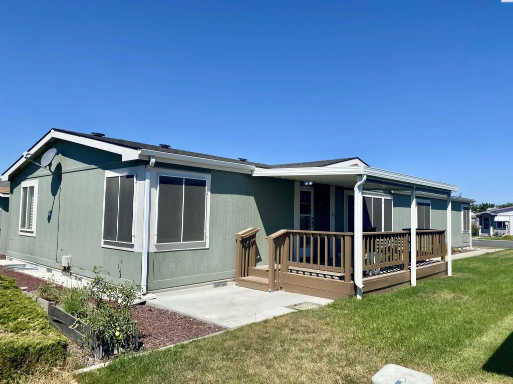 312 S Columbia Center Blvd #86, Kennewick