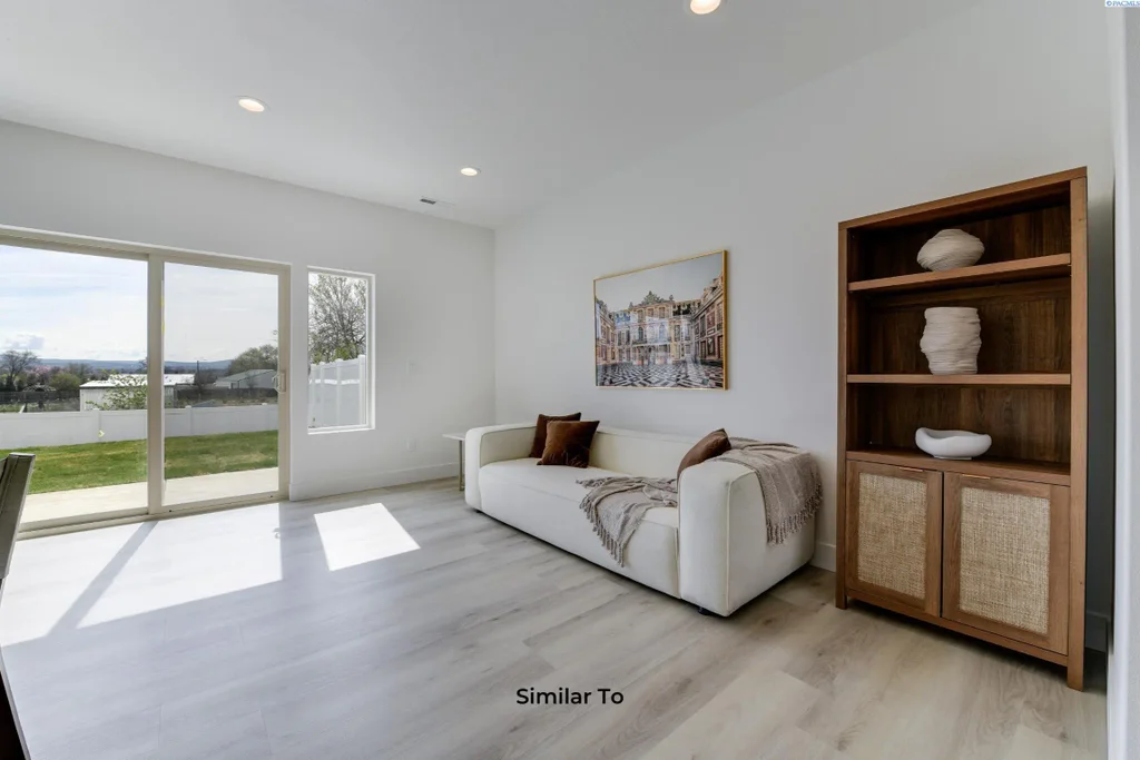 4621 Road 114, Pasco