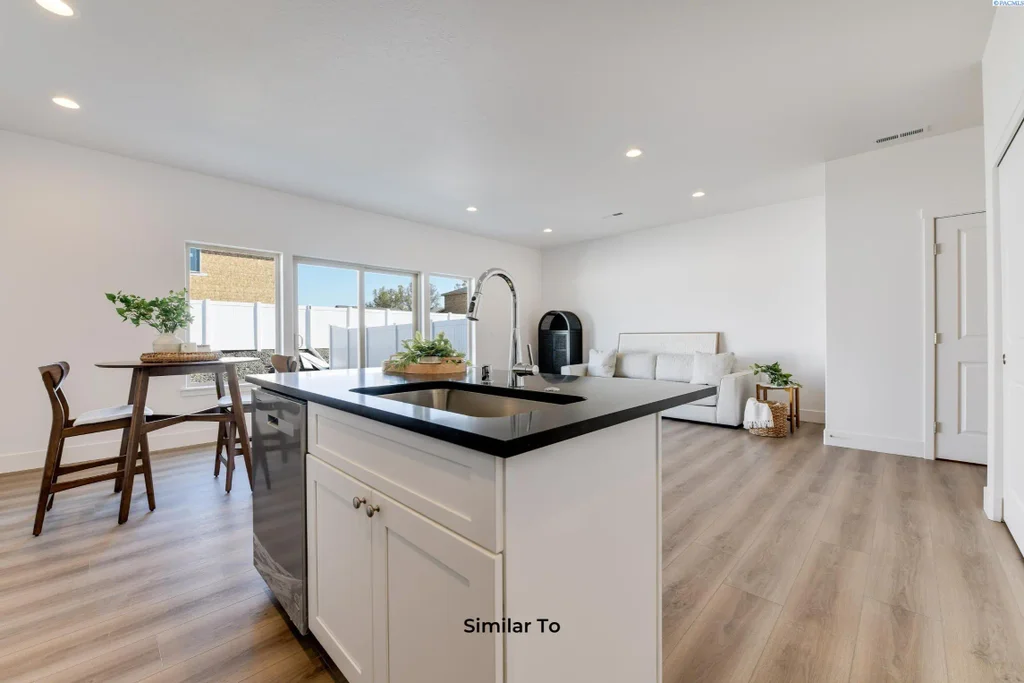 4617 Road 114, Pasco