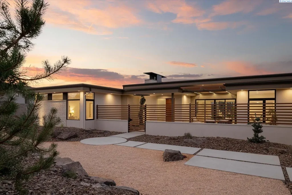 104118 E Addison Ave, Kennewick