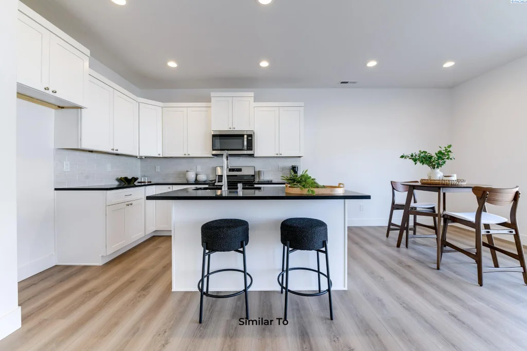 4609 Road 114, Pasco