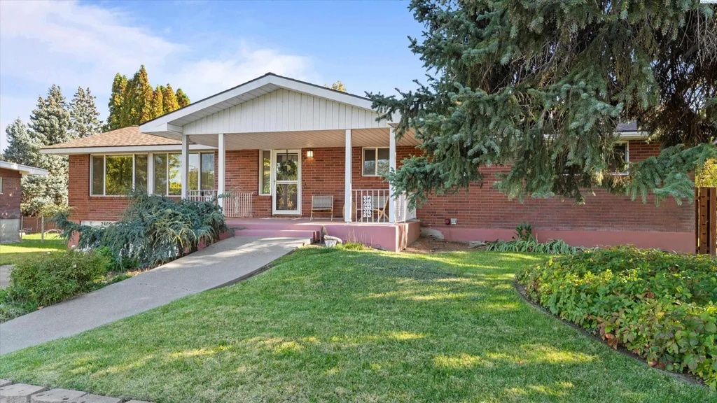 2409 S Fruitland St, Kennewick