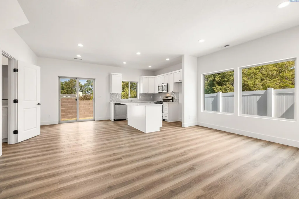 1031 S Underwood Pl, Kennewick