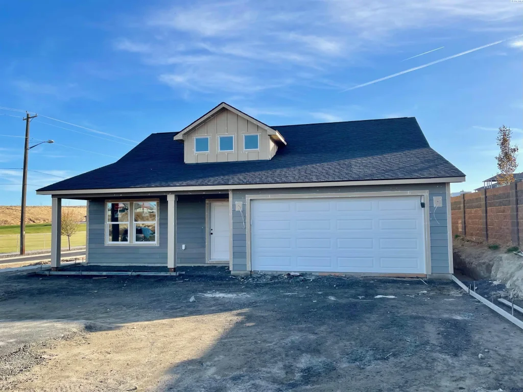 10015 W 15th Place, Kennewick