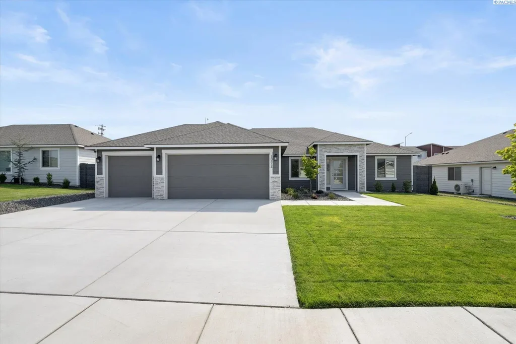 10514 Chinook Dr, Pasco