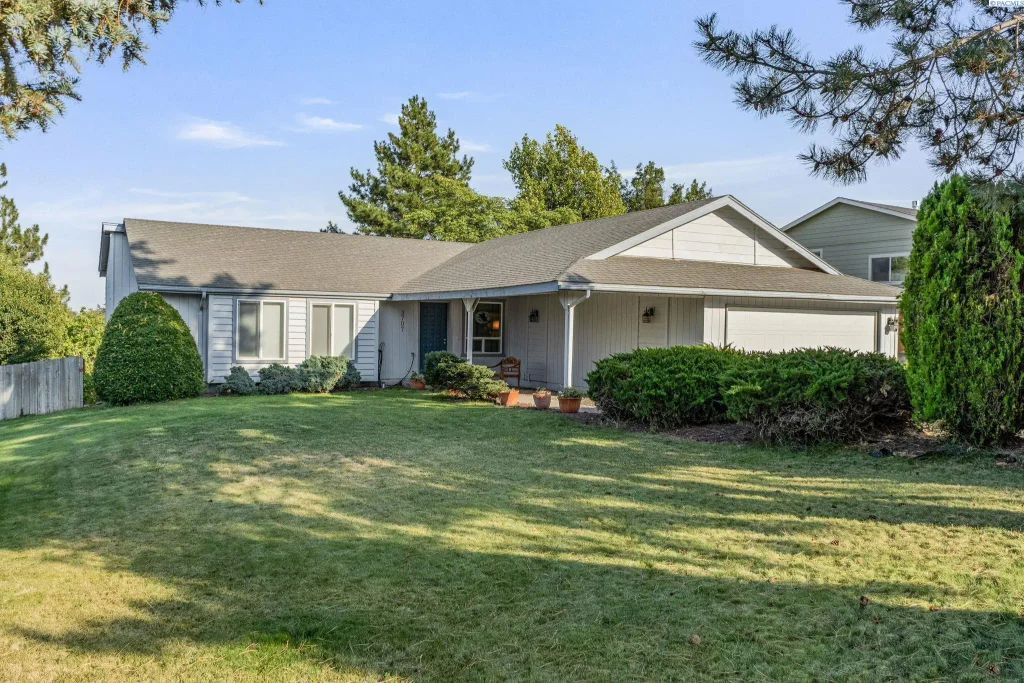 3707 S Buntin Ct, Kennewick